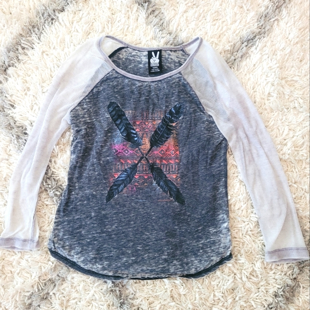 Long Sleeve Graphic Tee Juniors S